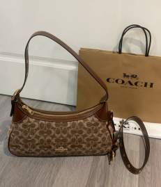 Picture of Coach Handbags _SKUfw232193302fw